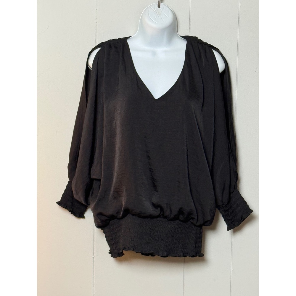 NWT Sam and Jess Womens Black Cold Shoulder Arm Smocked Waist V-Neck Blouse Sz M